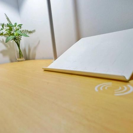 New Stylish Getaway- 5 Mil To Uptown/3 Smart Tvs! Appartement Charlotte Buitenkant foto