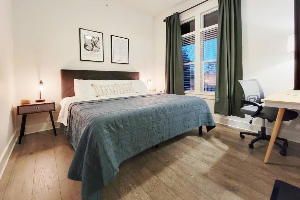 New Stylish Getaway- 5 Mil To Uptown/3 Smart Tvs! Appartement Charlotte Buitenkant foto